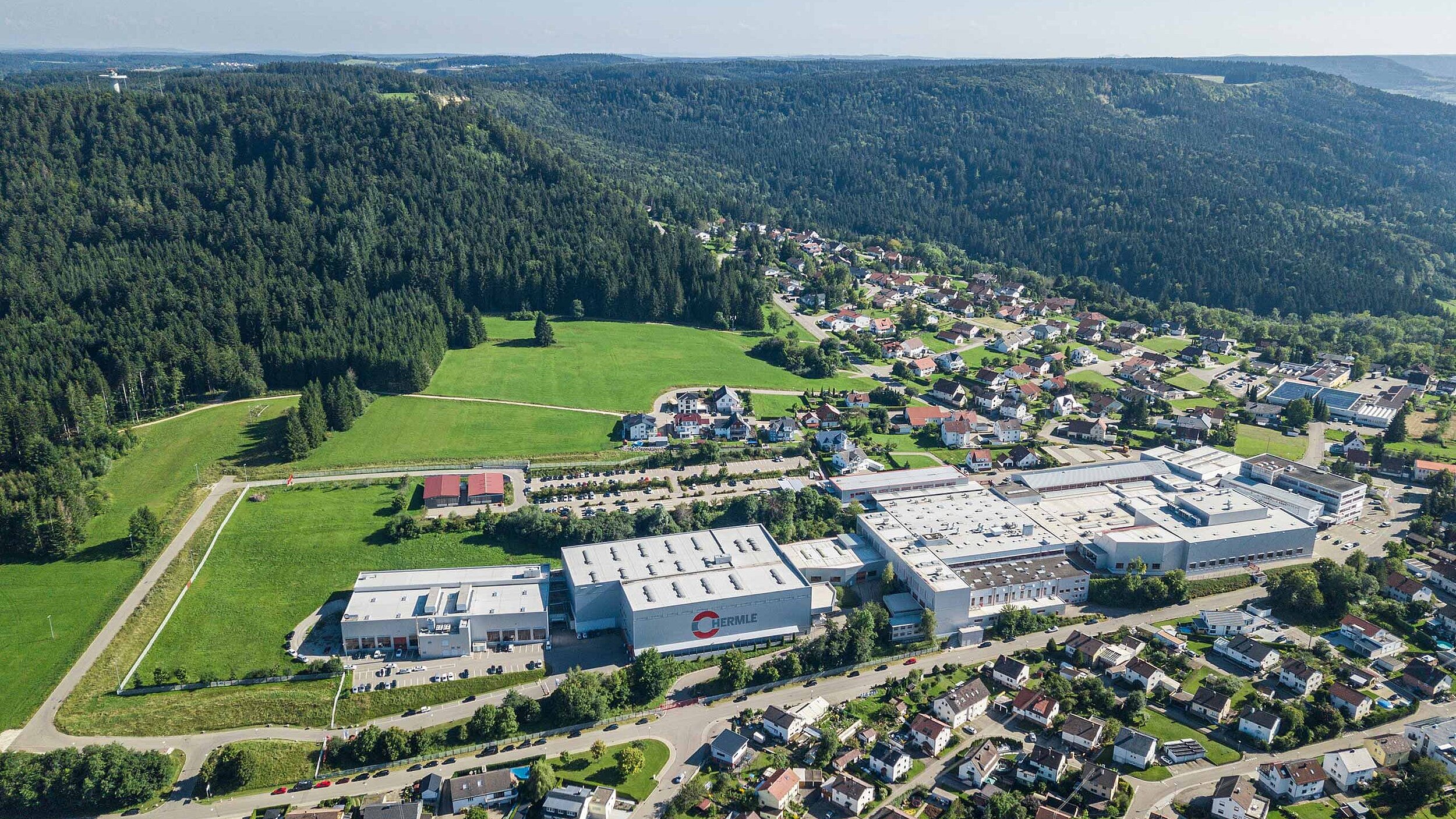 Ansicht auf den Hermle Standort in Gosheim